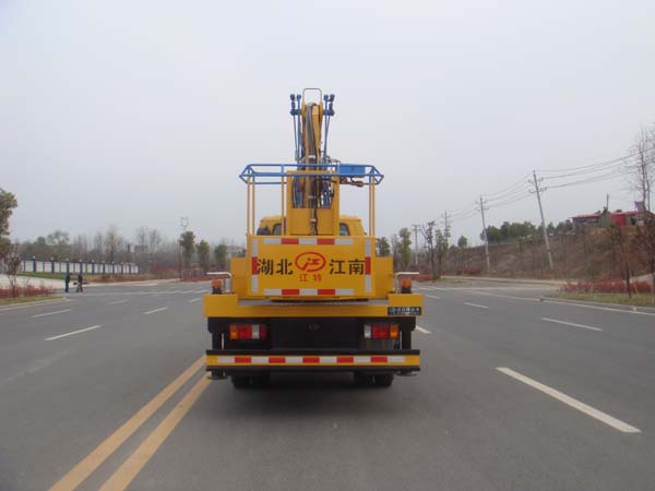 慶鈴100P型16米高空作業(yè)車(chē)