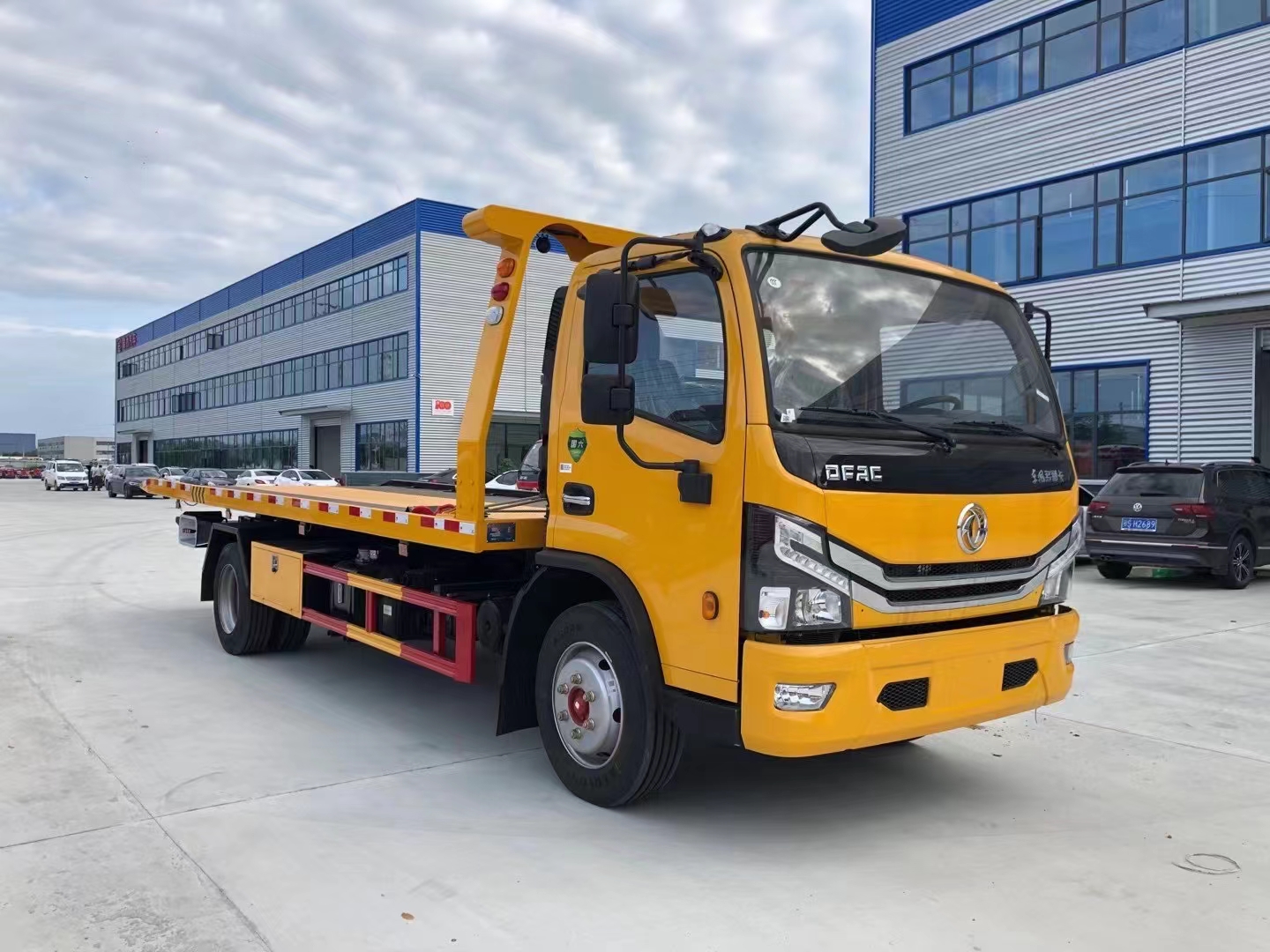 國六東風多利卡D8黃牌一拖二清障車