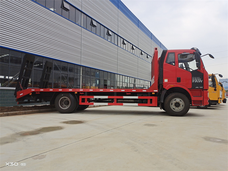 解放J6單橋平板運輸車