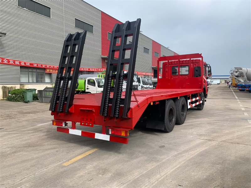 東風華神T5國六后八輪平板車